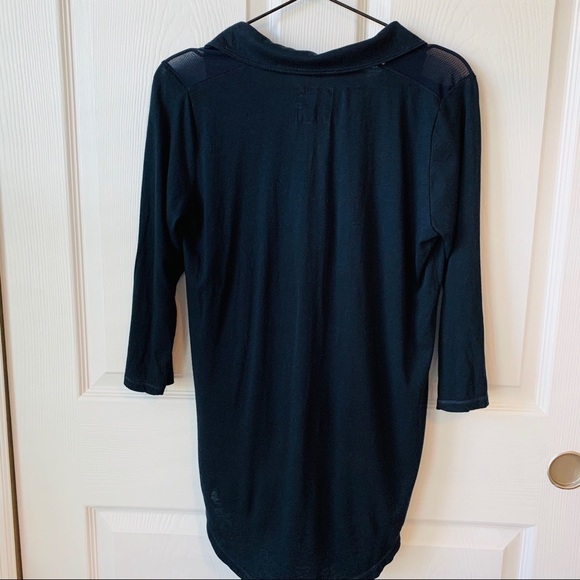 Hollister Top - Picture 2 of 7